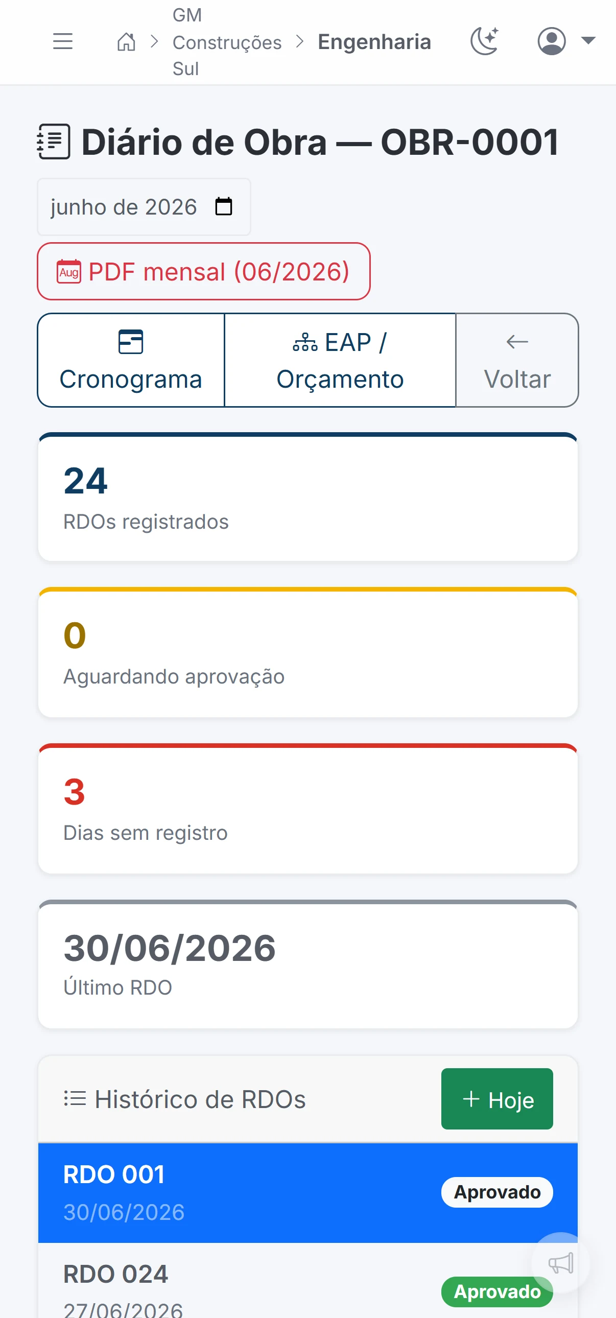 Diário de obra (RDO) no celular do canteiro